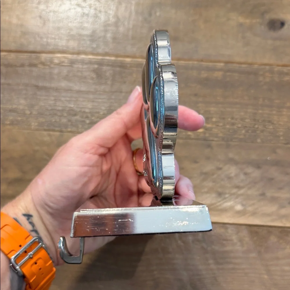 Silver Paw Print Stocking Holder - Picture 3 of 7